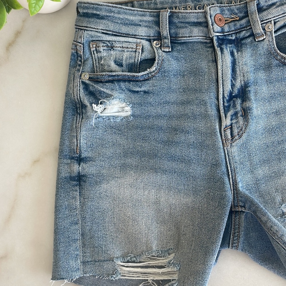 American eagle mom Jean shorts - Picture 2 of 6